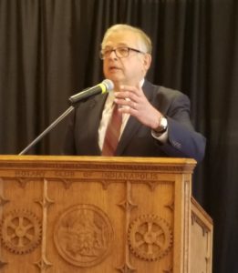 Victor Kubik discusses Ukrainian aid projects at Indianapolis Rotary Club